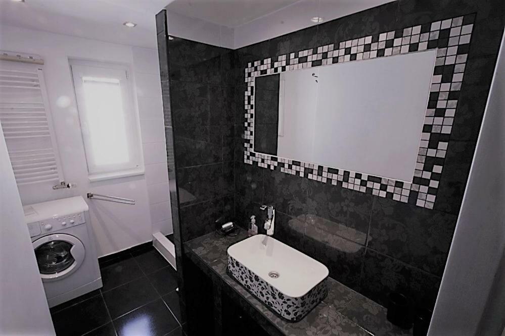 Apartmany U Areny オストラヴァ エクステリア 写真